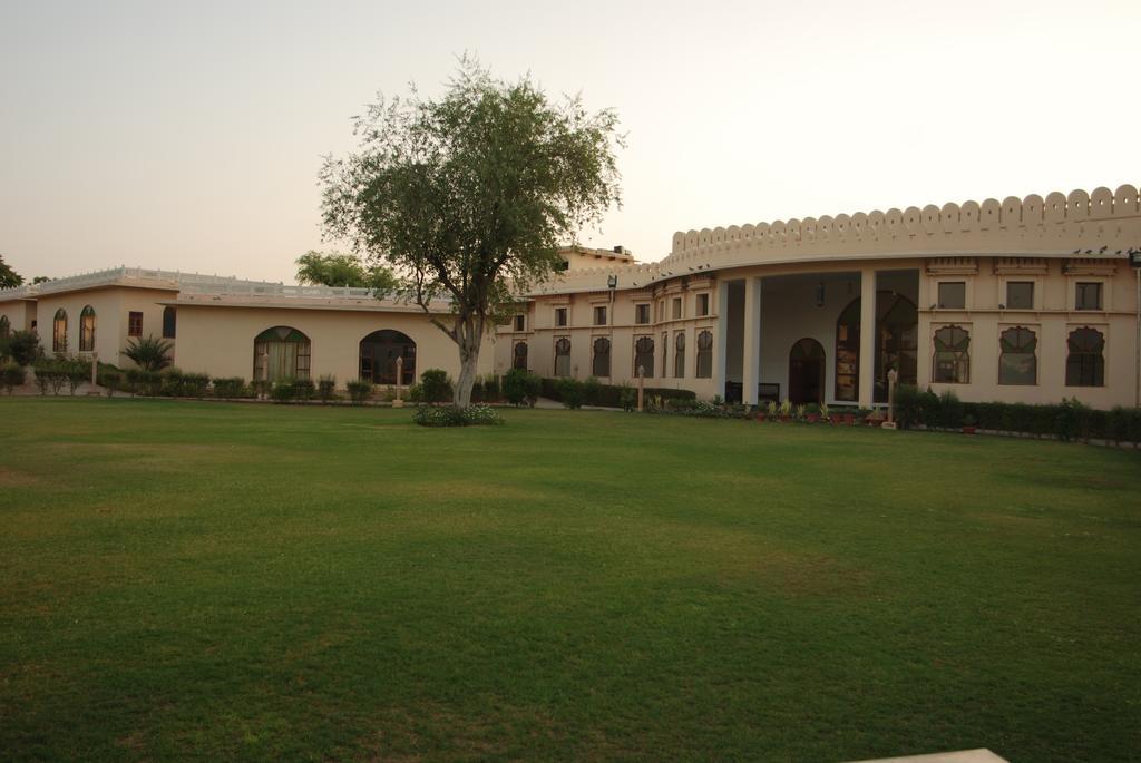 Sara Vilas Hotel Nawalgarh Bagian luar foto