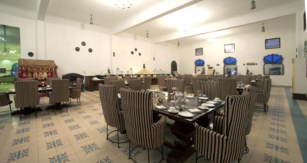 Sara Vilas Hotel Nawalgarh Bagian luar foto